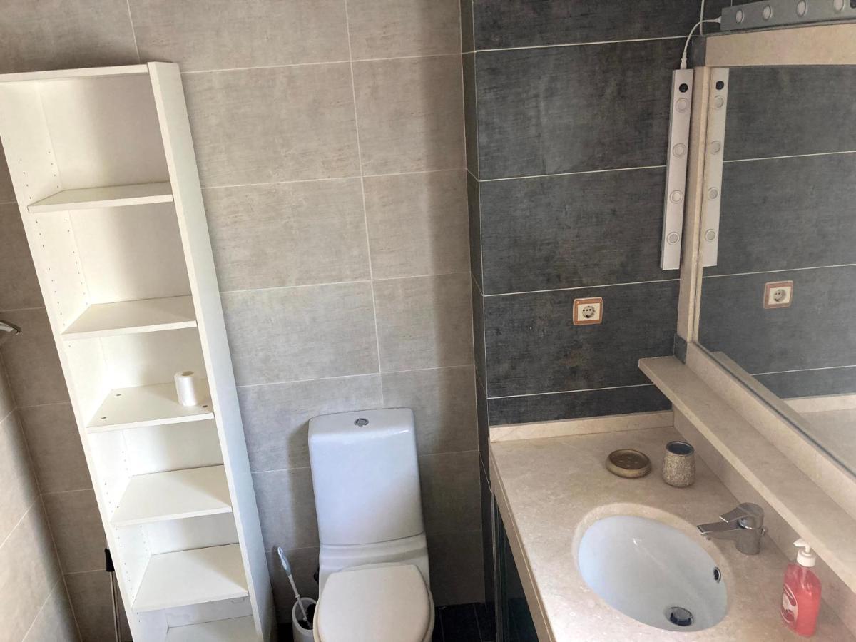 Вилла A Family House In Santa Cruz, Torres Vedras Силвейра Экстерьер фото