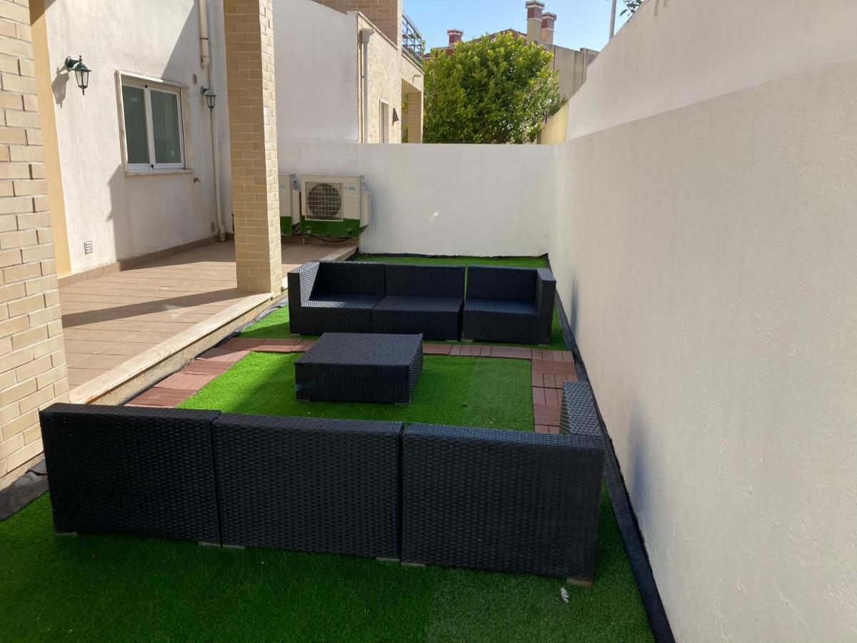 Вилла A Family House In Santa Cruz, Torres Vedras Силвейра Экстерьер фото